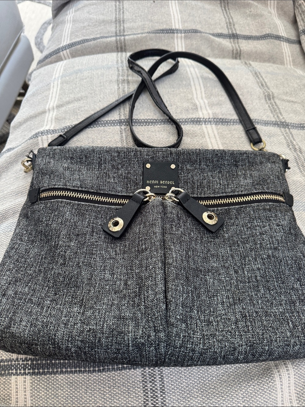 henri bendel charcoal gray tweed crossbody with black trim and gold hardware